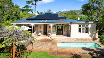 11 Kloof Farm House