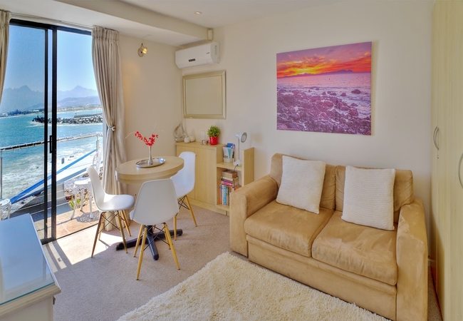 Seaside Deluxe Suite 