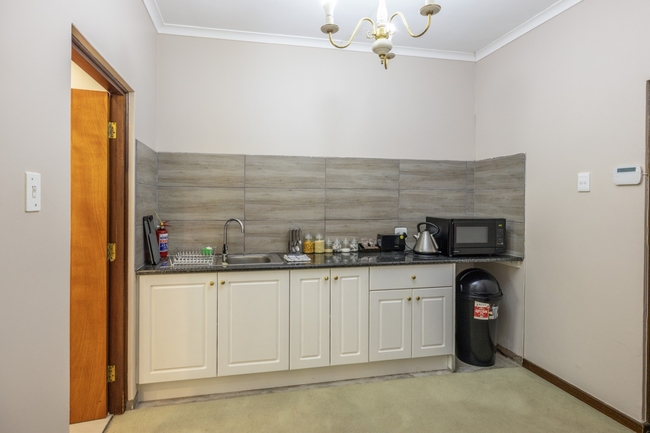 Annexe kitchenette