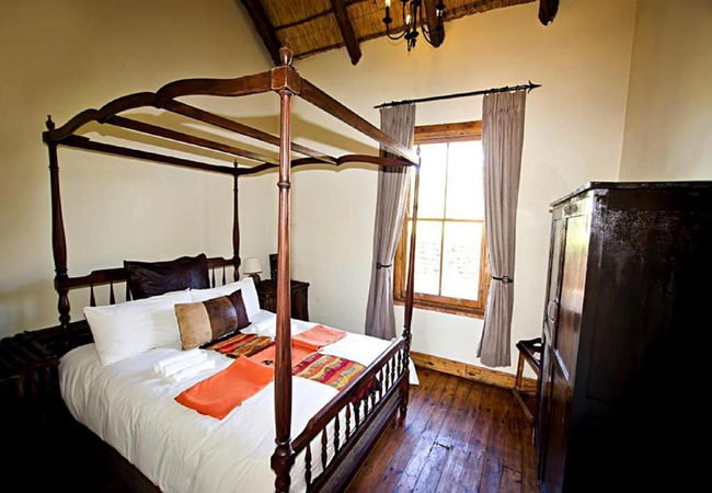 Classic Queen Room - Kudu Lodge