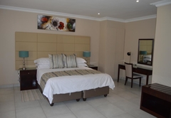 De Bron Family Room Self Catering