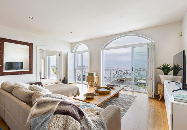 Clifton Sea View Apartment