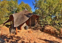 Bundu Hut