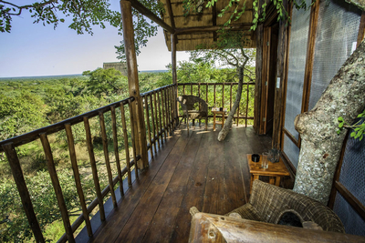 Zebra House with Kitchen and Boma