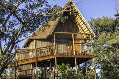 Zebra House with Kitchen and Boma