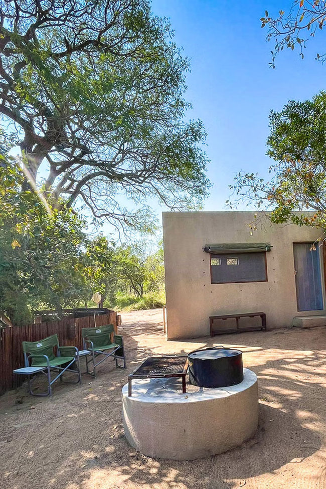 Zebra House with Kitchen and Boma