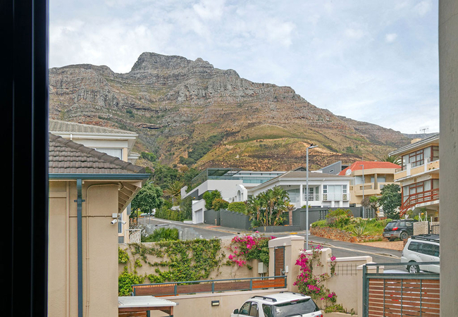 Bougainvillea Apartment