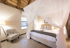 Bushbaby River Lodge