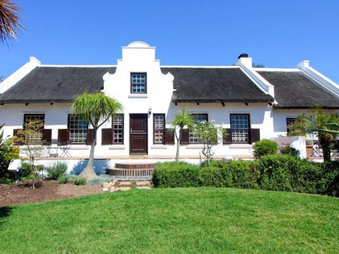 Cape Village Lodge