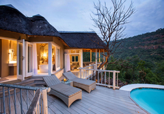 Clifftop Exclusive Safari Hideaway