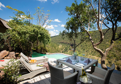 Clifftop Exclusive Safari Hideaway