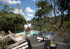 Clifftop Exclusive Safari Hideaway