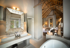 Clifftop Exclusive Safari Hideaway