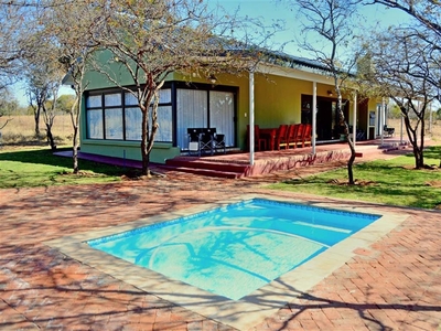 Crimson Bush Lodge