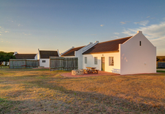 De Hoop Village