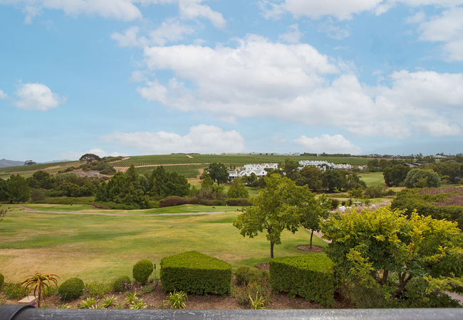 Winelands Golf Lodges 9