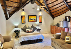 Luxury Thatch Room