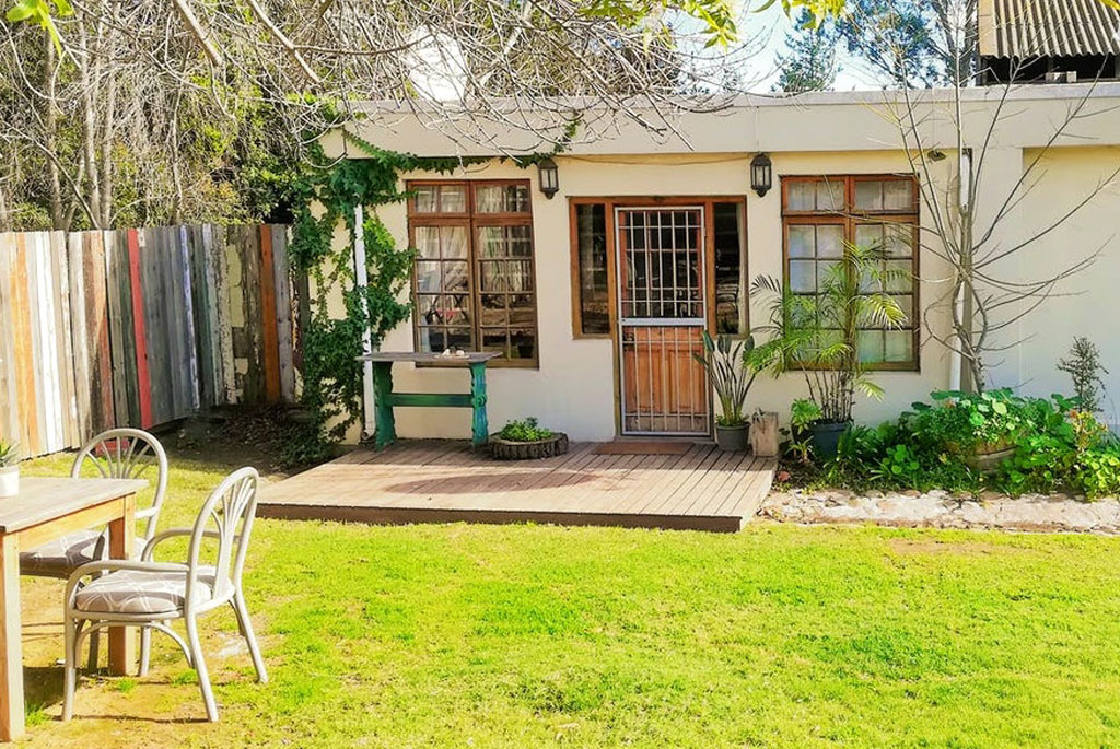 Family Garden Cottage