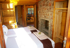 Fish Eagle Log Cabin