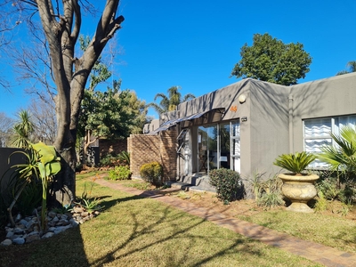 Fourways Guest House