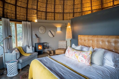 Kwena Lodge Suites