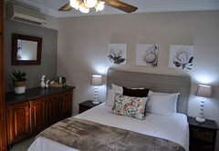 Luxury Queen Rooms