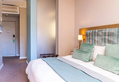 aha Harbour Bridge Hotel & Suites