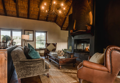 Hlosi Game Lodge