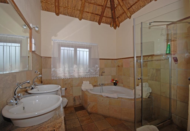 Fish Eagle Luxury Room