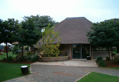 Ingwe Guest Lodge