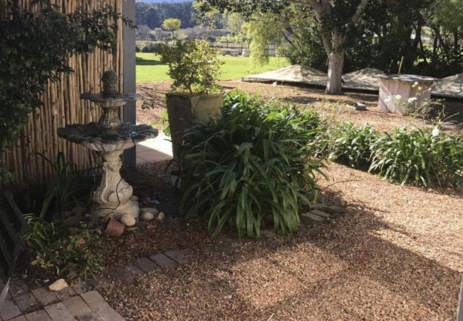 Garden Cottage with a Terrace