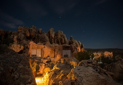 Honeymoon and premium Cave Suite 