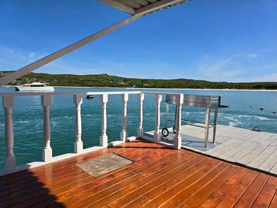 Kraalbaai Lifestyle Houseboats