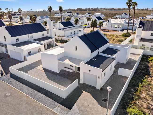 Lampiesbaai Beach House