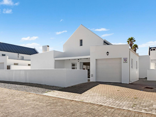 Lampiesbaai Beach House