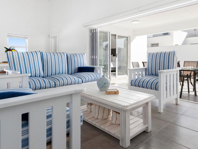 Lampiesbaai Beach House