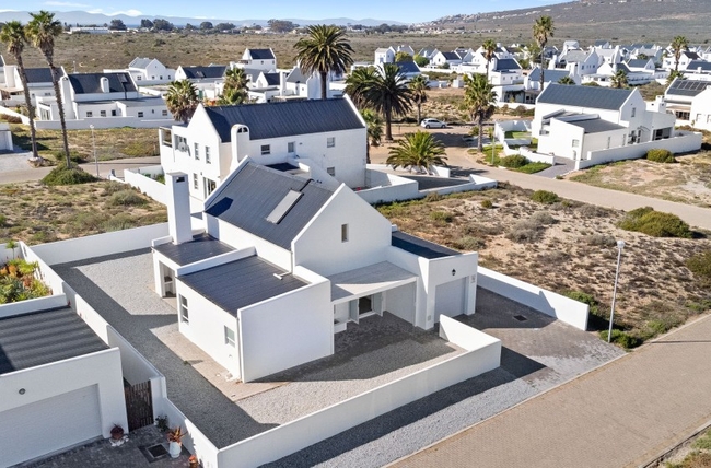 Lampiesbaai Beach House