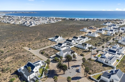 Lampiesbaai Beach House