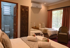 Lamor Guest House