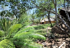 Leopard Rock Guest Lodge