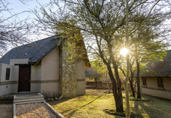 Leopard's Lair Bush Lodge