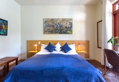 Lezard Bleu Guest House