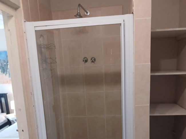 Twin Room with separate shower