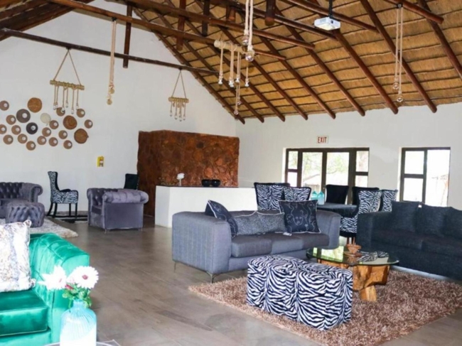 Mela Luxury Game Lodge