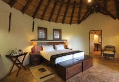 Mopane Bush Lodge In Musina Limpopo - 