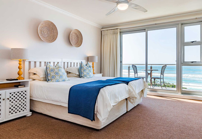 Standard Twin Room with Sea View