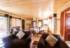 Fish Eagle Cottage