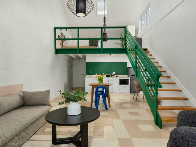 Studio Loft Apartment