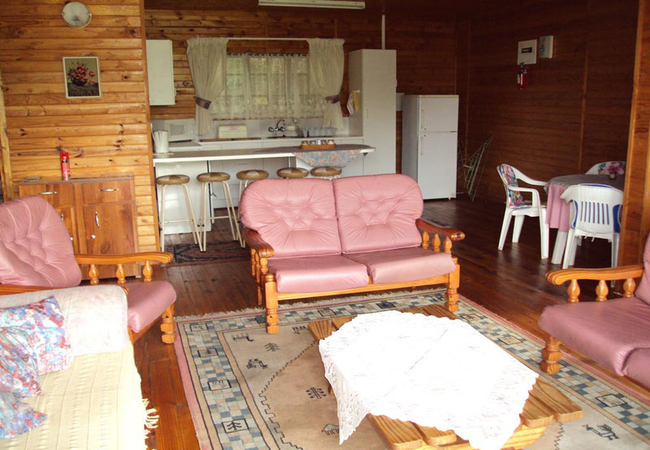 Self Catering Log Home