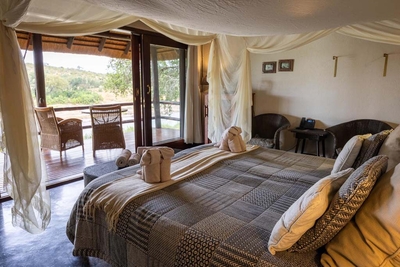 Nyati Safari Lodge